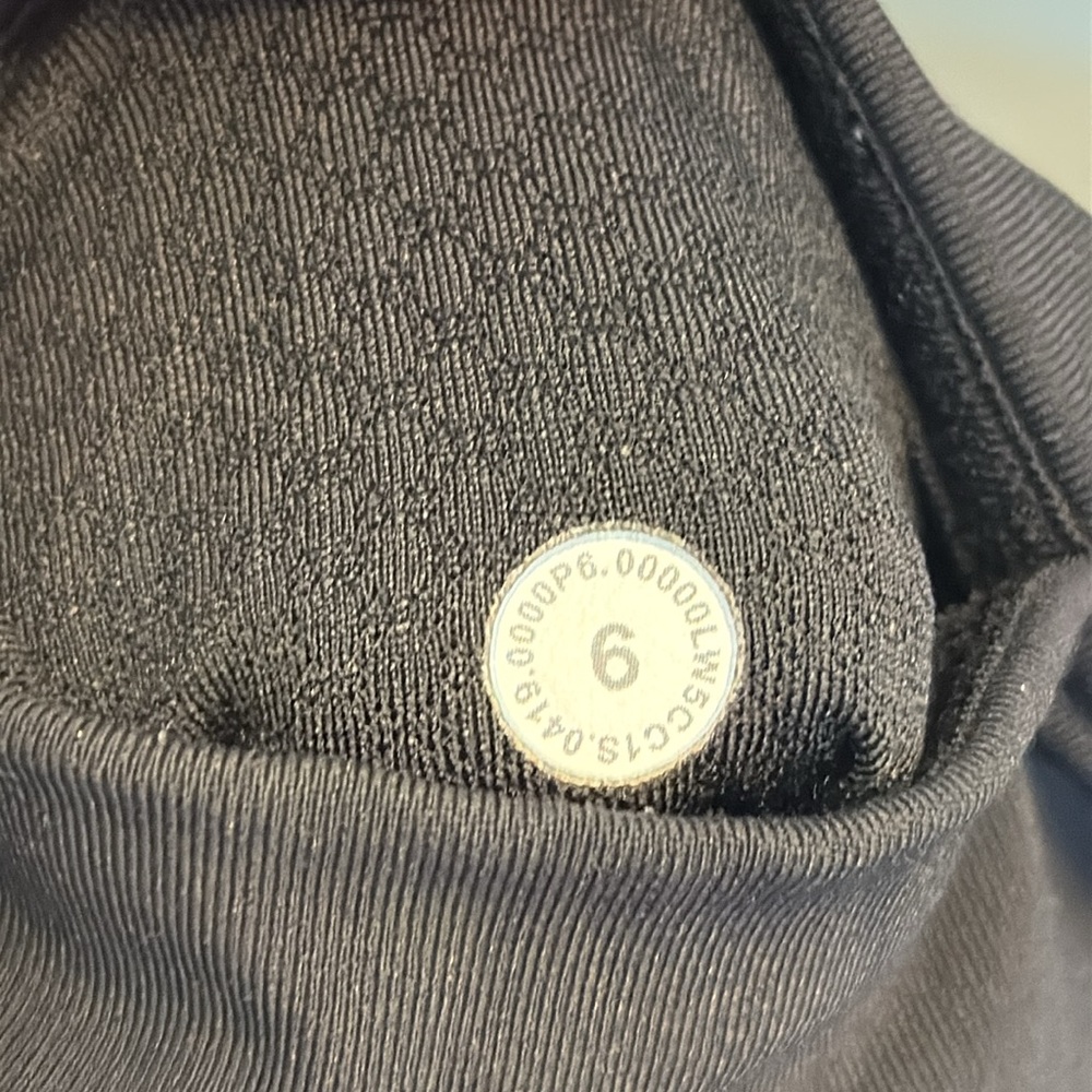 Lululemon Wunder Under Tight Mesh - Sz 6 Black - Picture 3 of 3